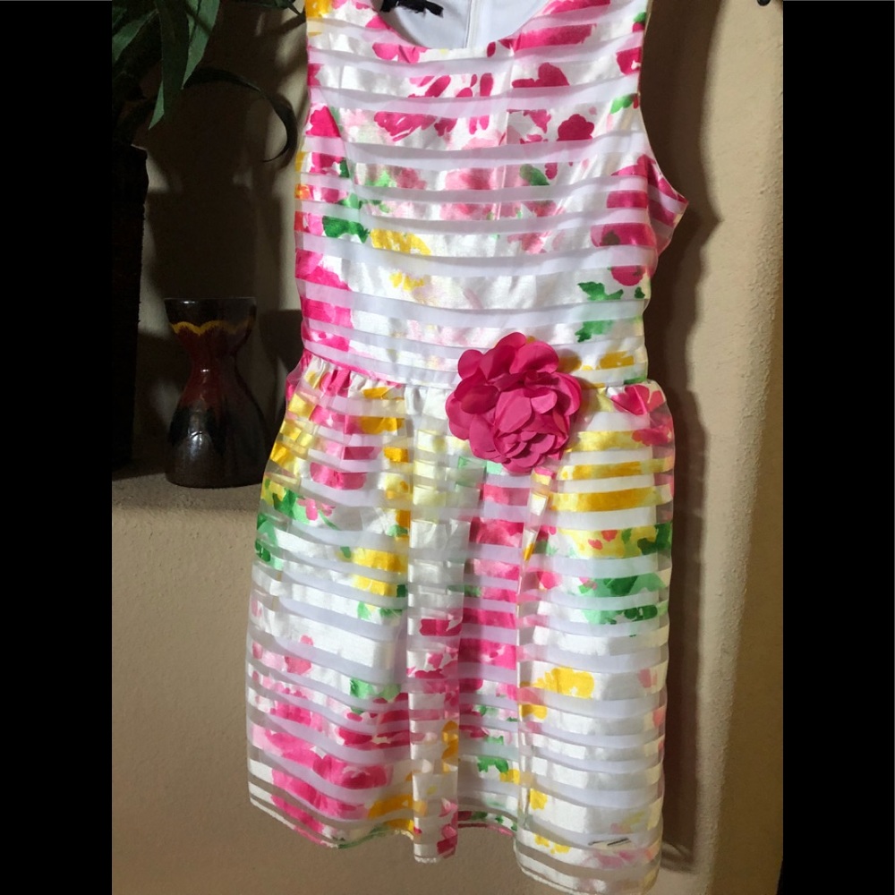Girls dress
